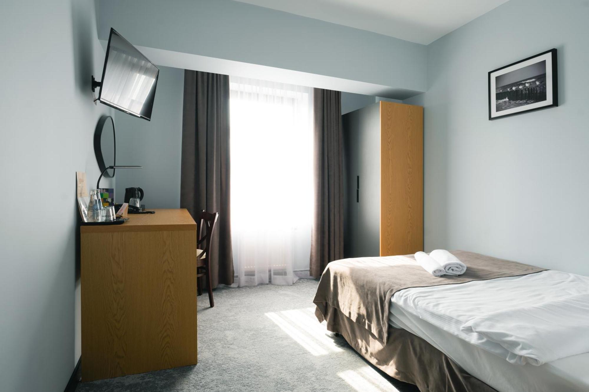 Hotel Poniatowski Радом Екстериор снимка